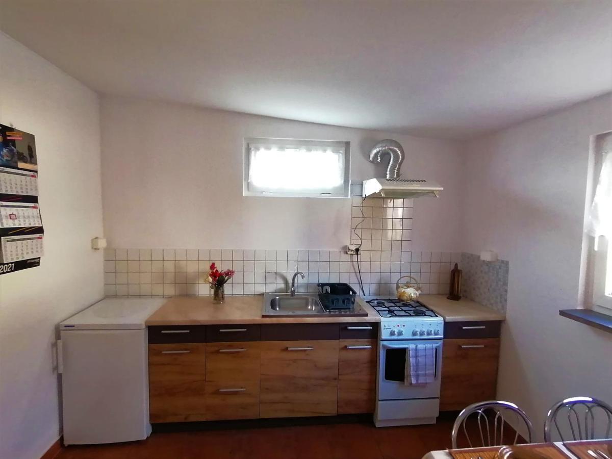 Domek Stary Bar Piecki (Warmian-Masurian)